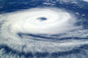 furacão ciclone ou tufão