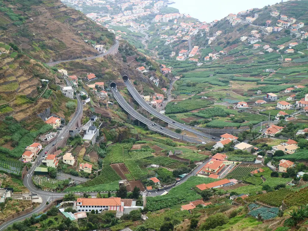 Percurso de carro pela Madeira